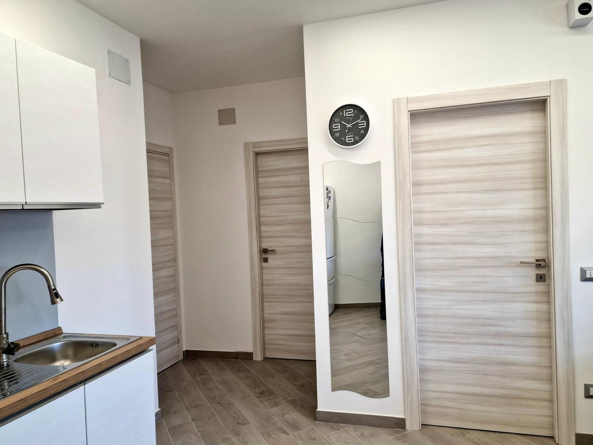 Tower Apartments 泰拉奇纳 外观 照片